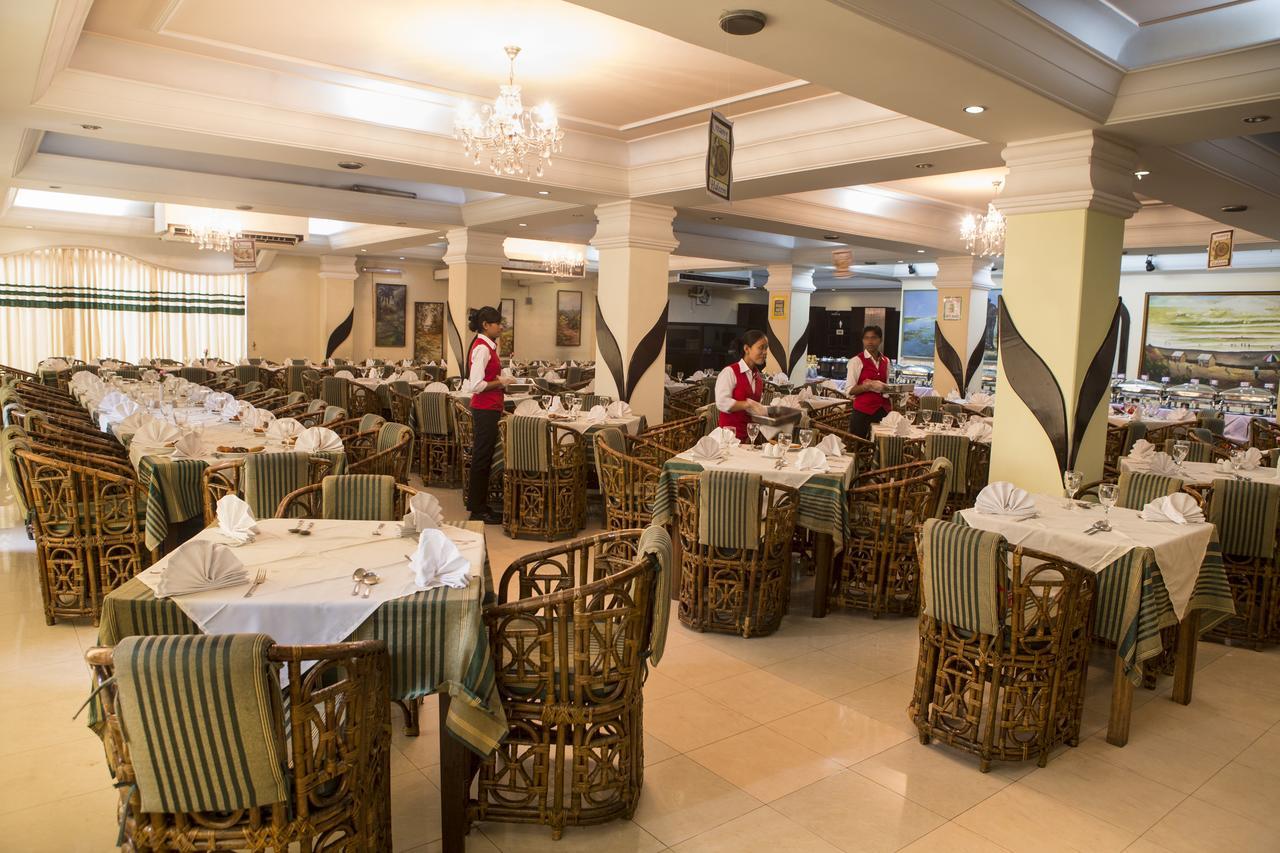 Meridian Hotel & Restaurant Dakhin Kattali Zewnętrze zdjęcie
